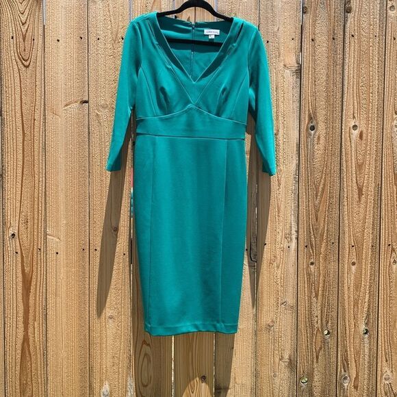 Take 50% OFF- Calvin Klein Green Sleeve Dress, Size-8 - Picture 1 of 11